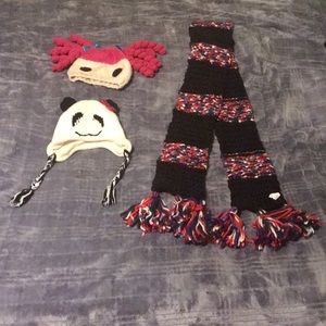 3-Pc BUNDLE! Toby NYC, CLAIRES Hats ISOTONOR Scarf